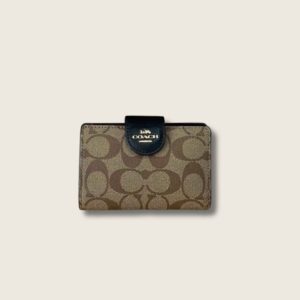 Medium Corner Zip Wallet In Signature Canvas