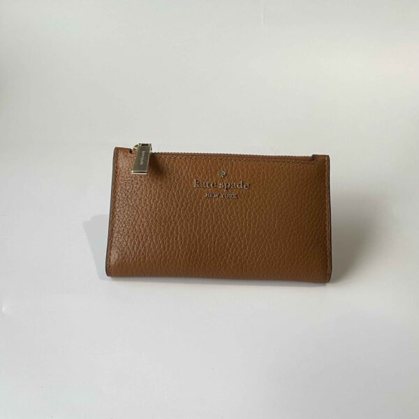 Leila Small Slim Bifold Wallet